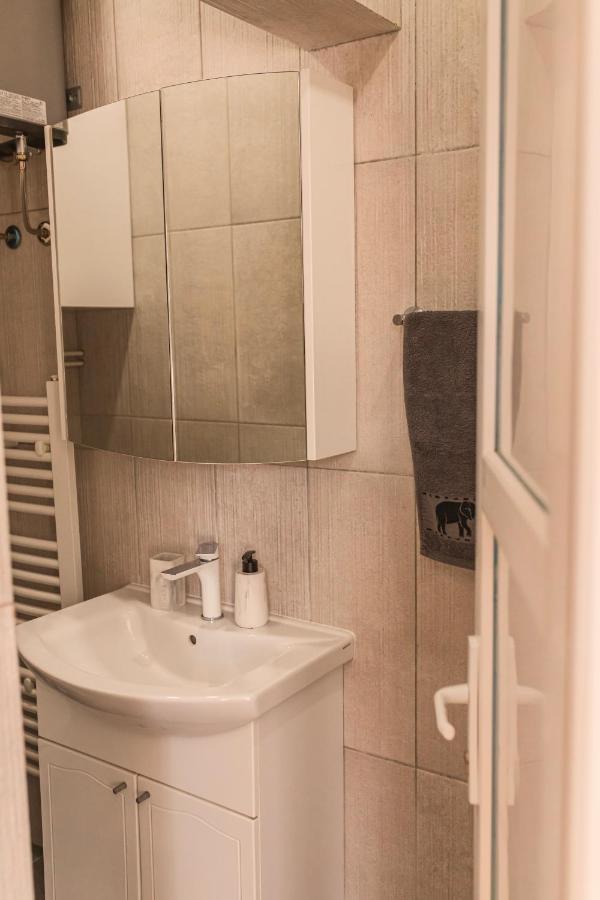 Downtown Apartment Travnik Luaran gambar